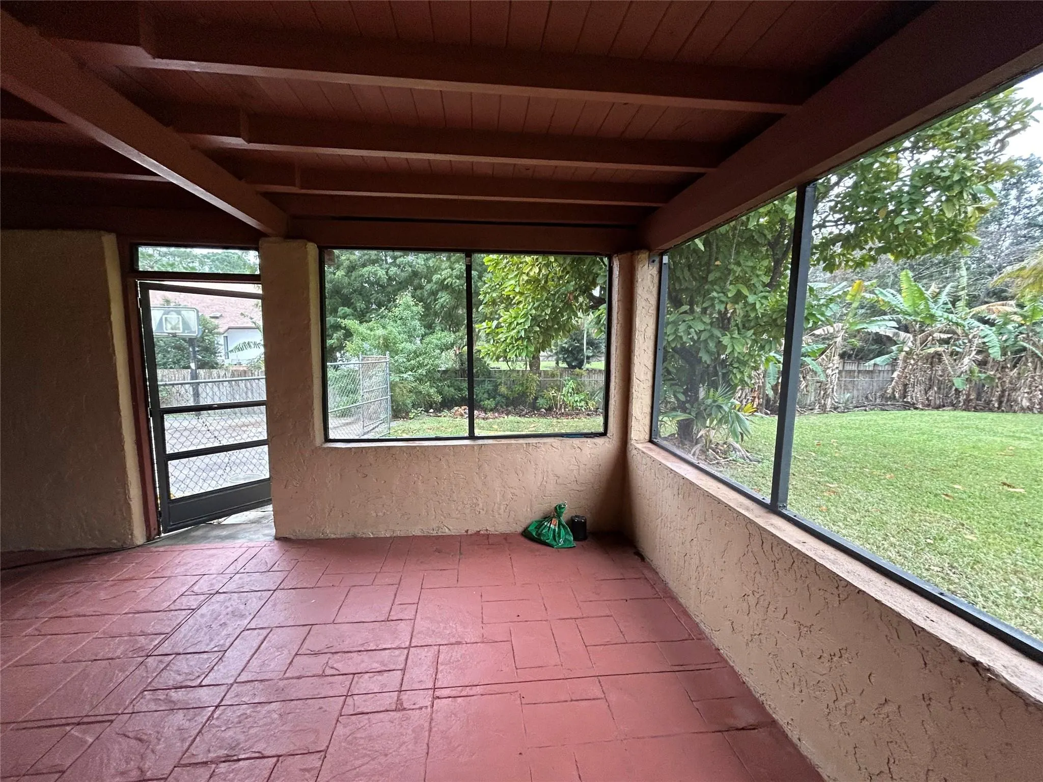 6383 NW 62nd Ter