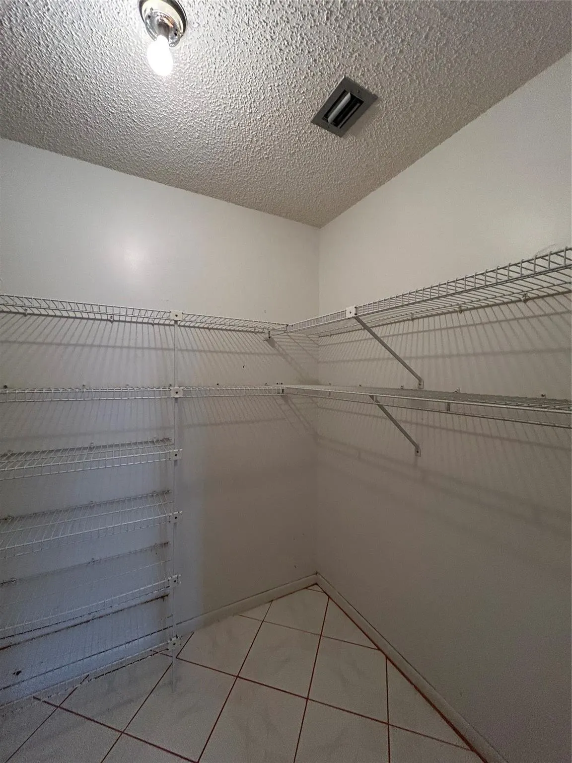 6383 NW 62nd Ter