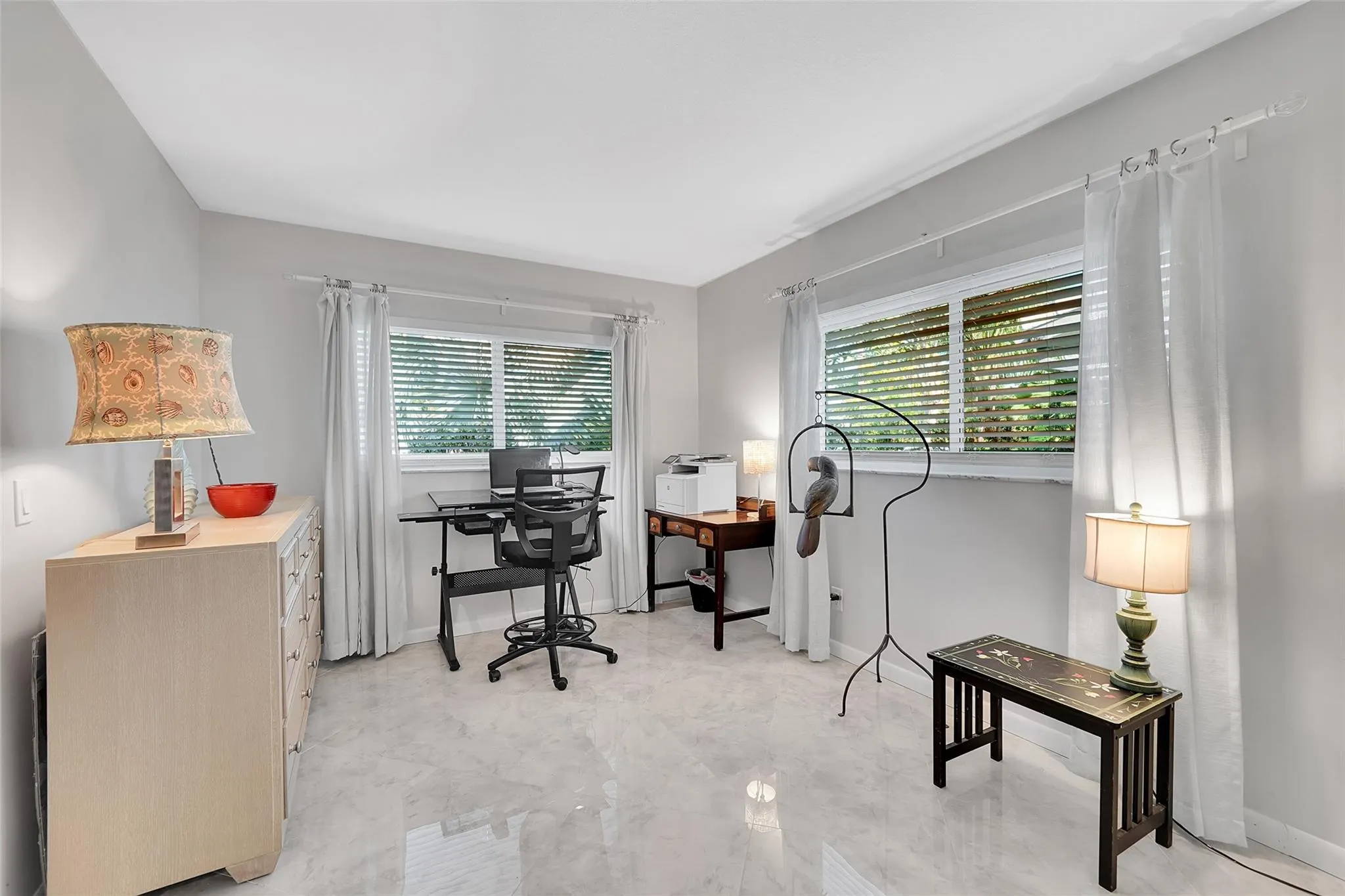208 NE 30th St