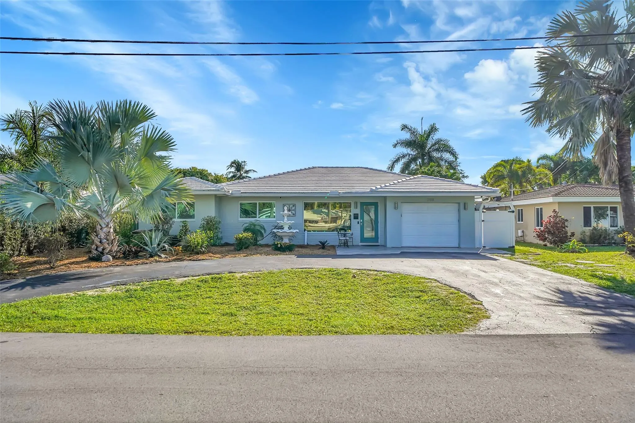 208 NE 30th St