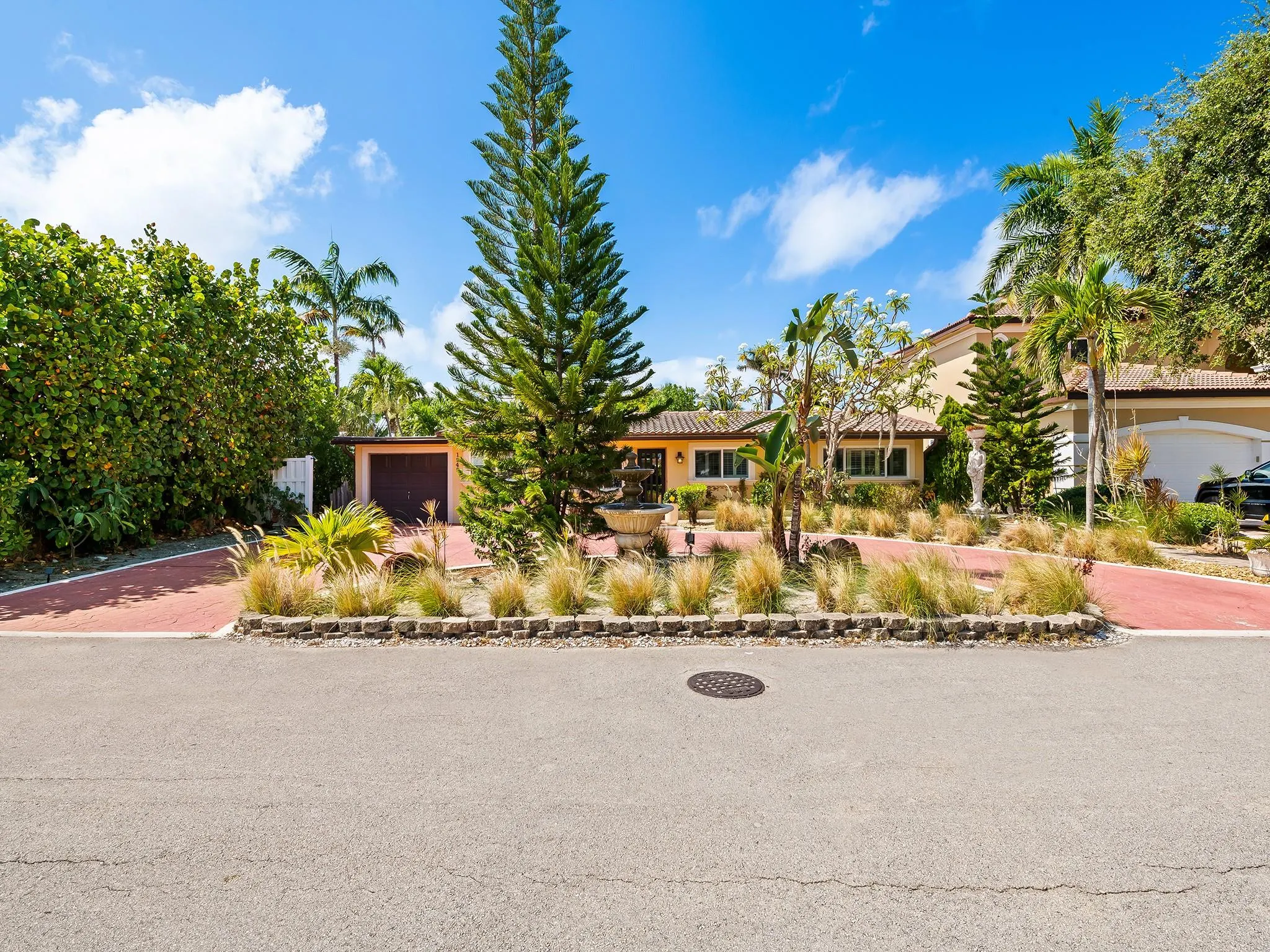 1949 Sailfish Place
