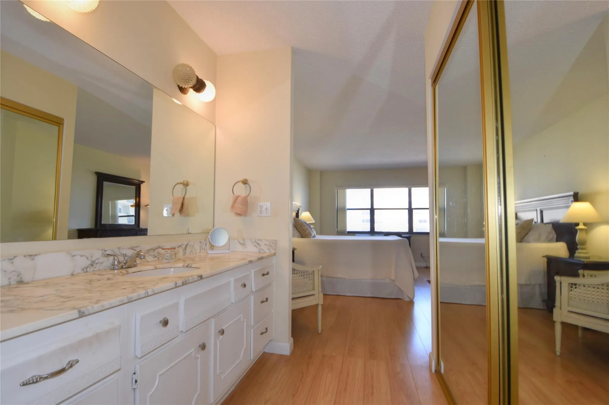 5100 N Ocean Blvd, #1004