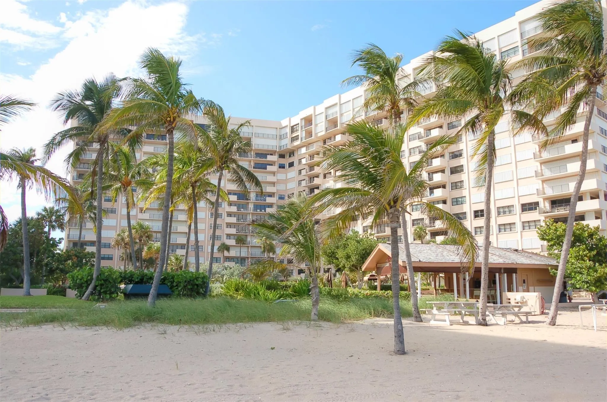 5100 N Ocean Blvd, #1004