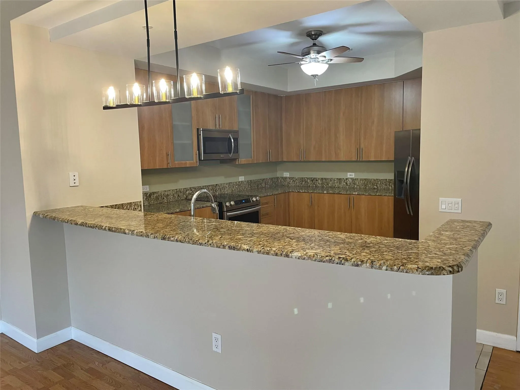 2617 NE 14th Ave, #401