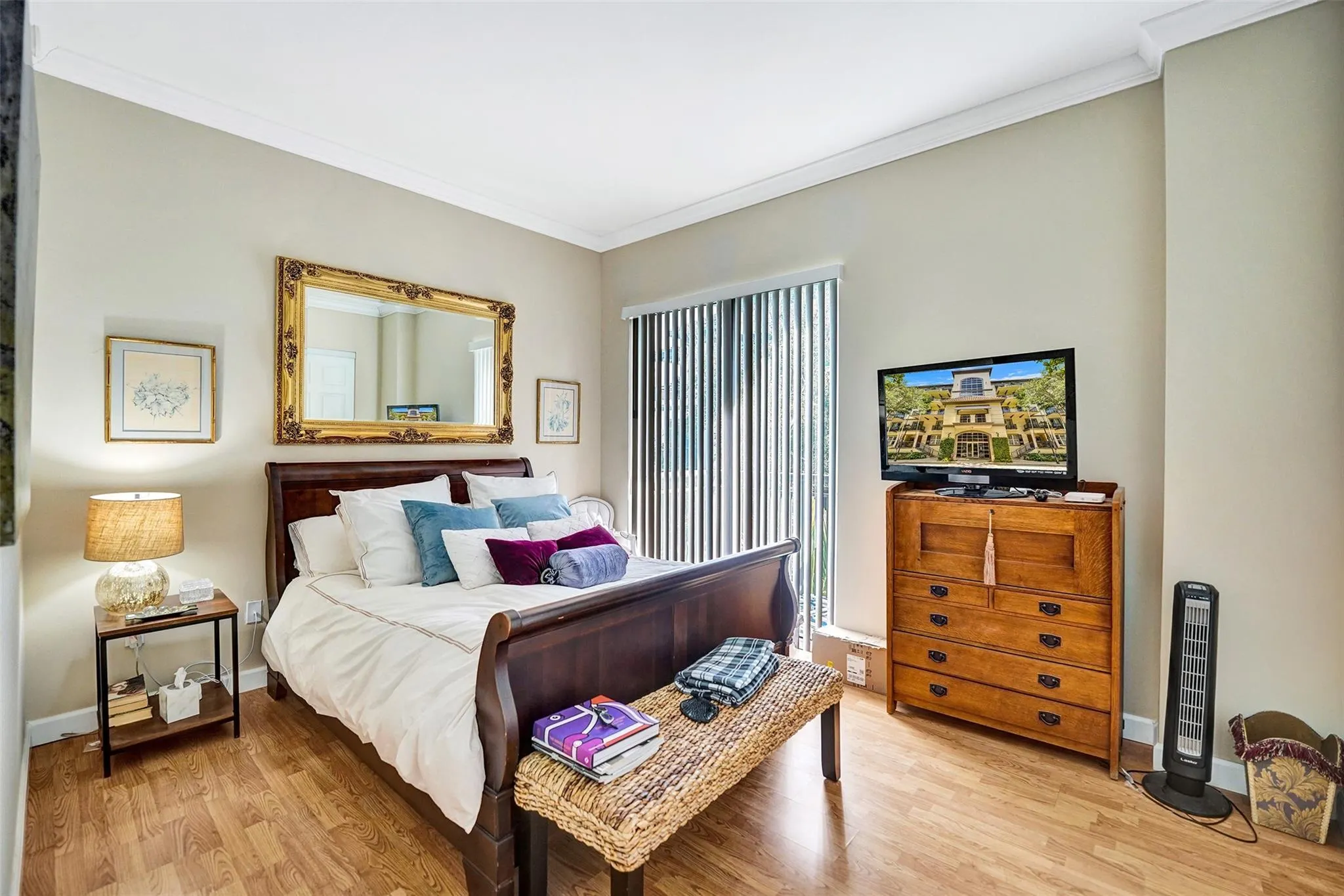 2617 NE 14th Ave, #401