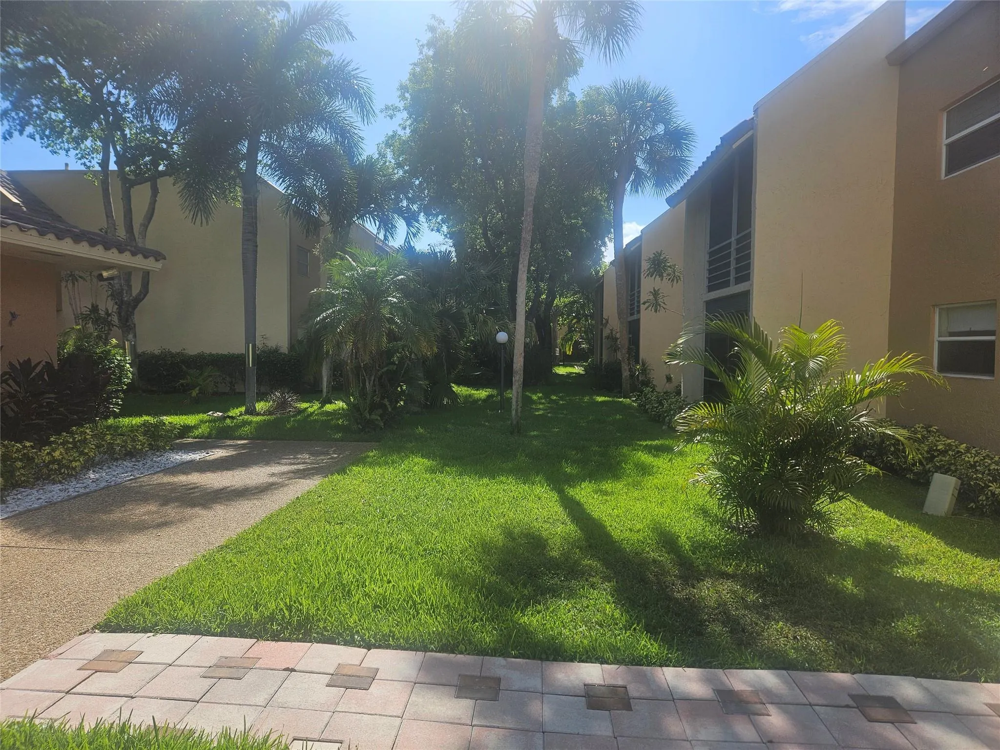 959 SE 2nd Ave, #112