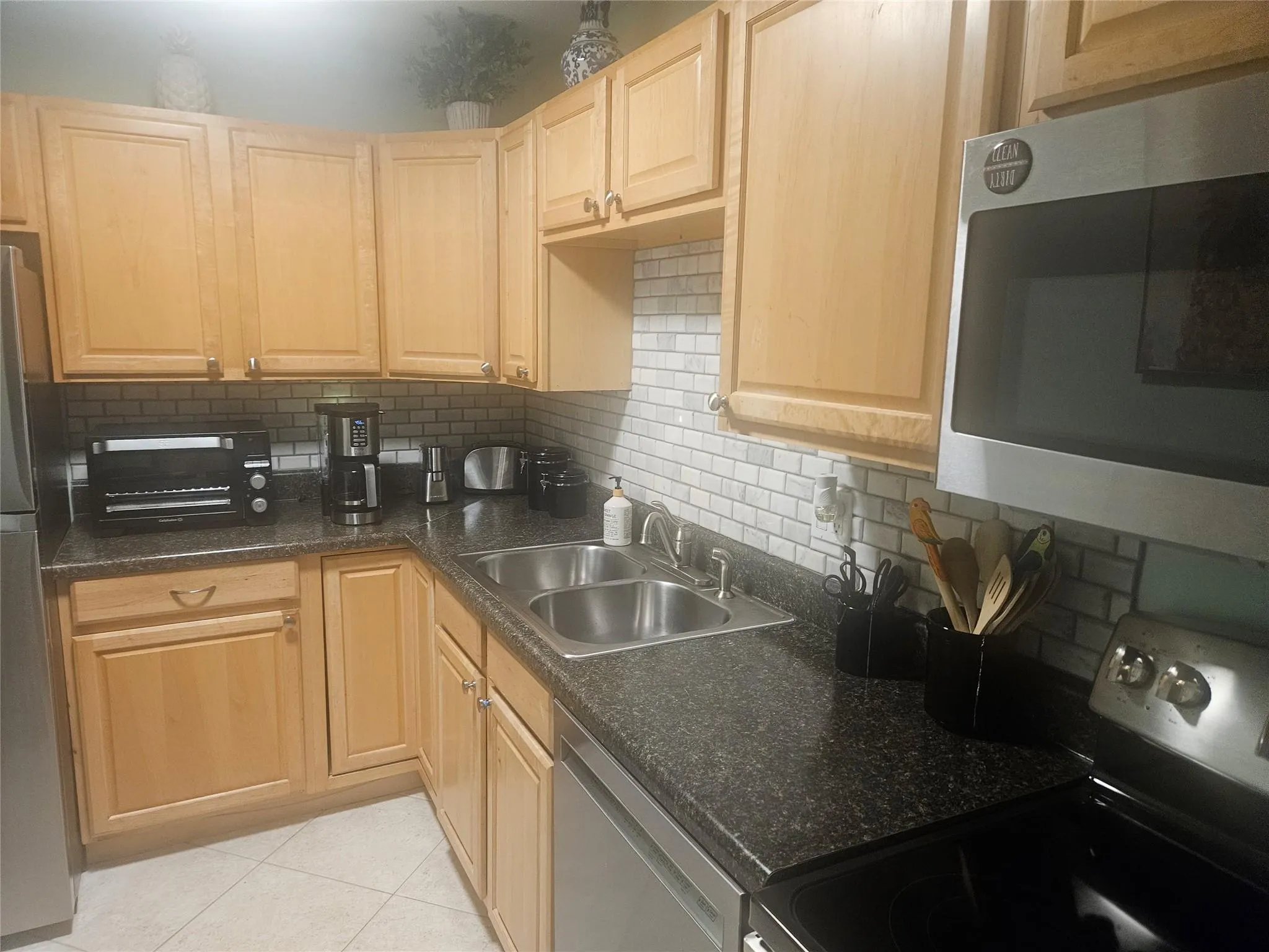 959 SE 2nd Ave, #112