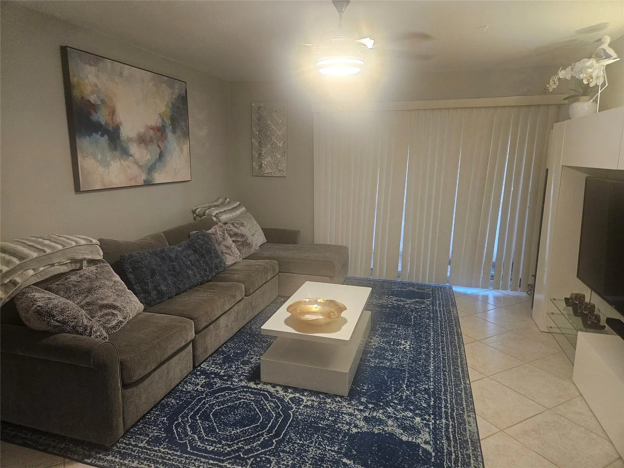 959 SE 2nd Ave, #112