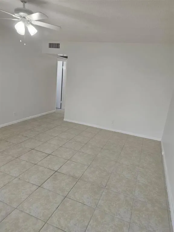 333 Newport V, #333