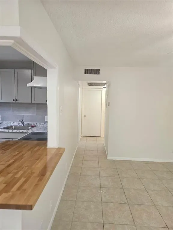333 Newport V, #333