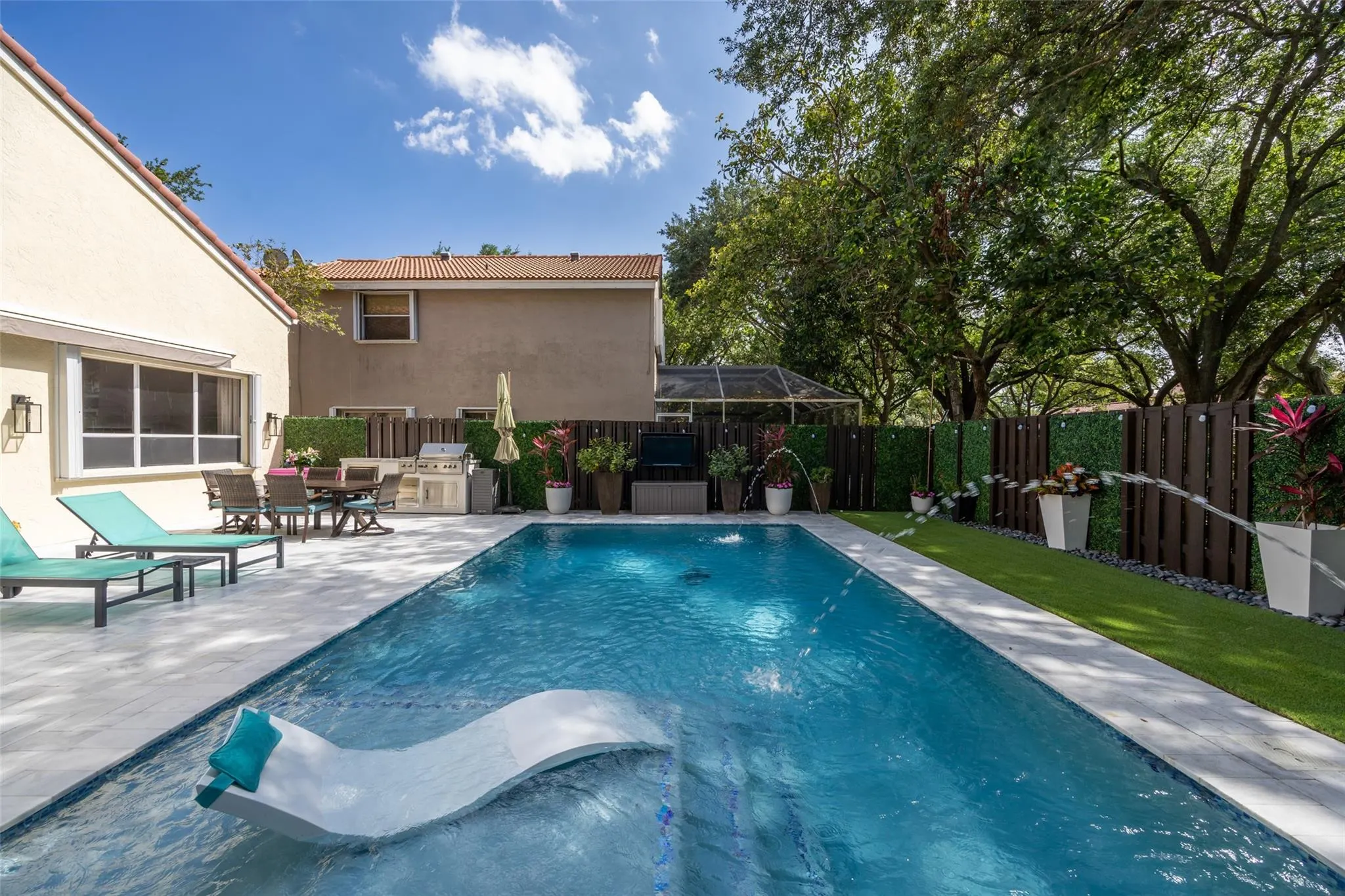 1141 NW 108th Ave