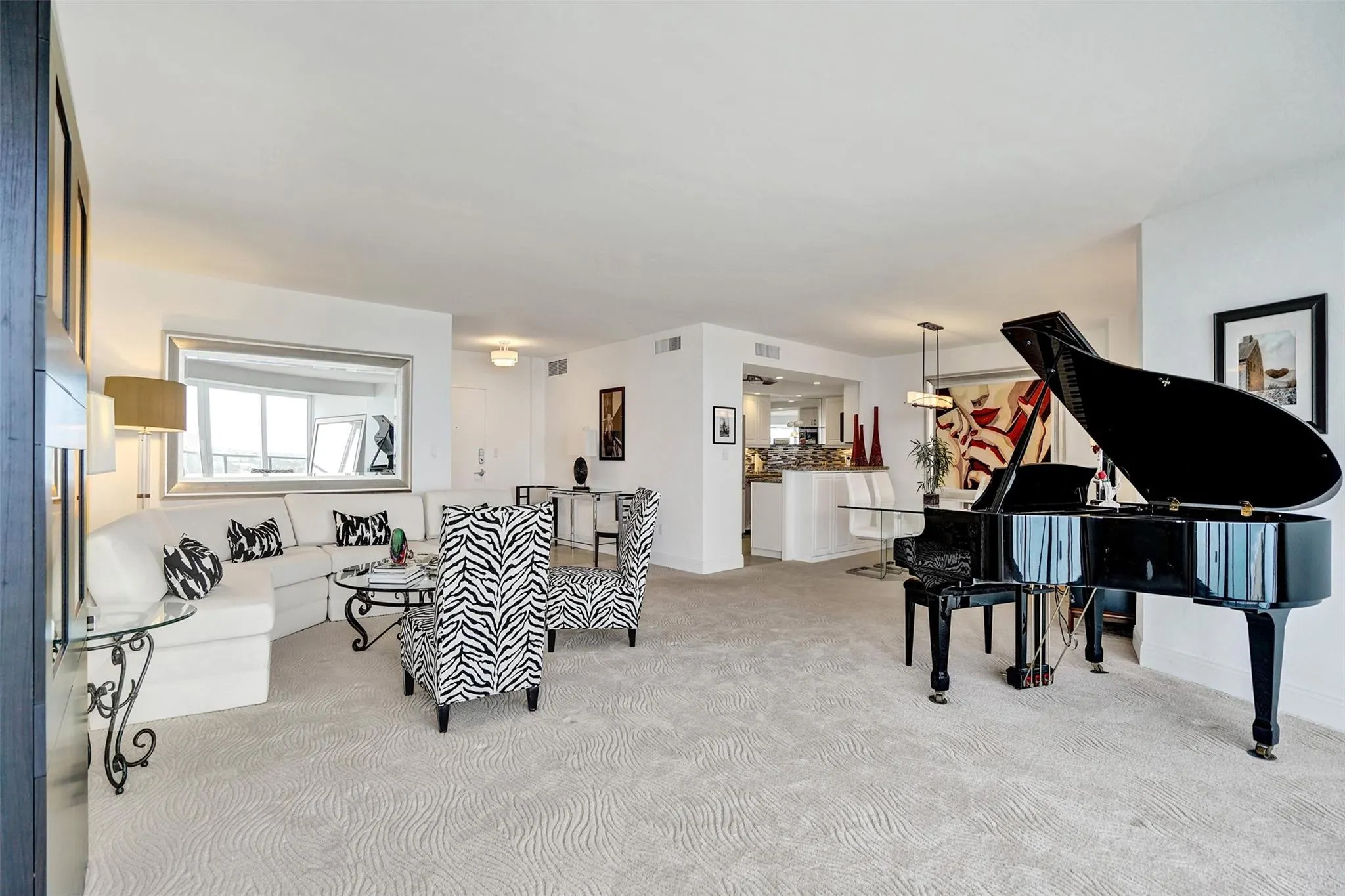 3900 N Ocean Dr, #9C