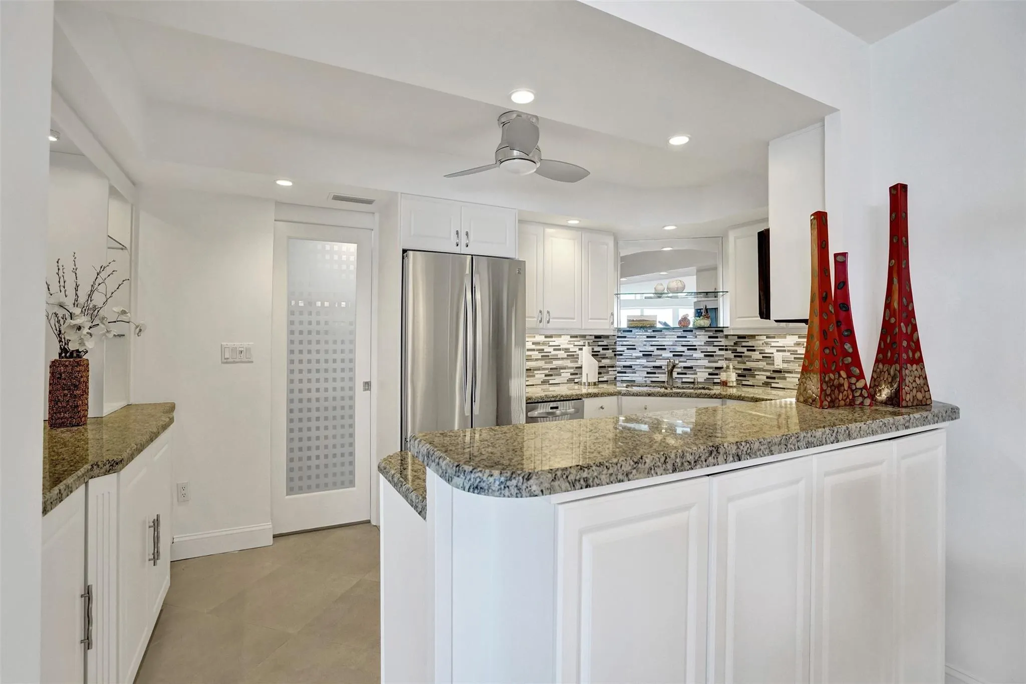 3900 N Ocean Dr, #9C