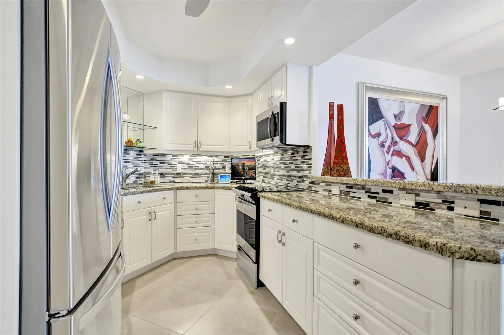 3900 N Ocean Dr, #9C
