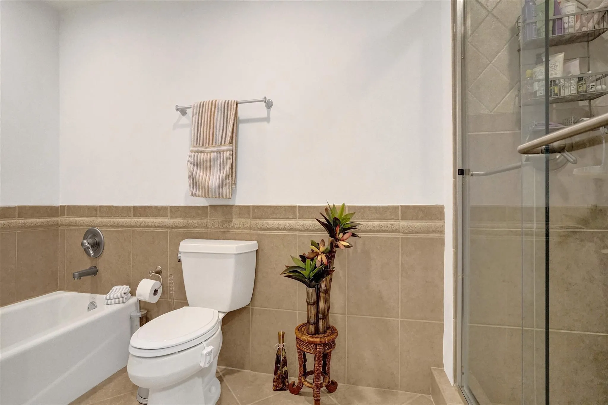 3900 N Ocean Dr, #9C