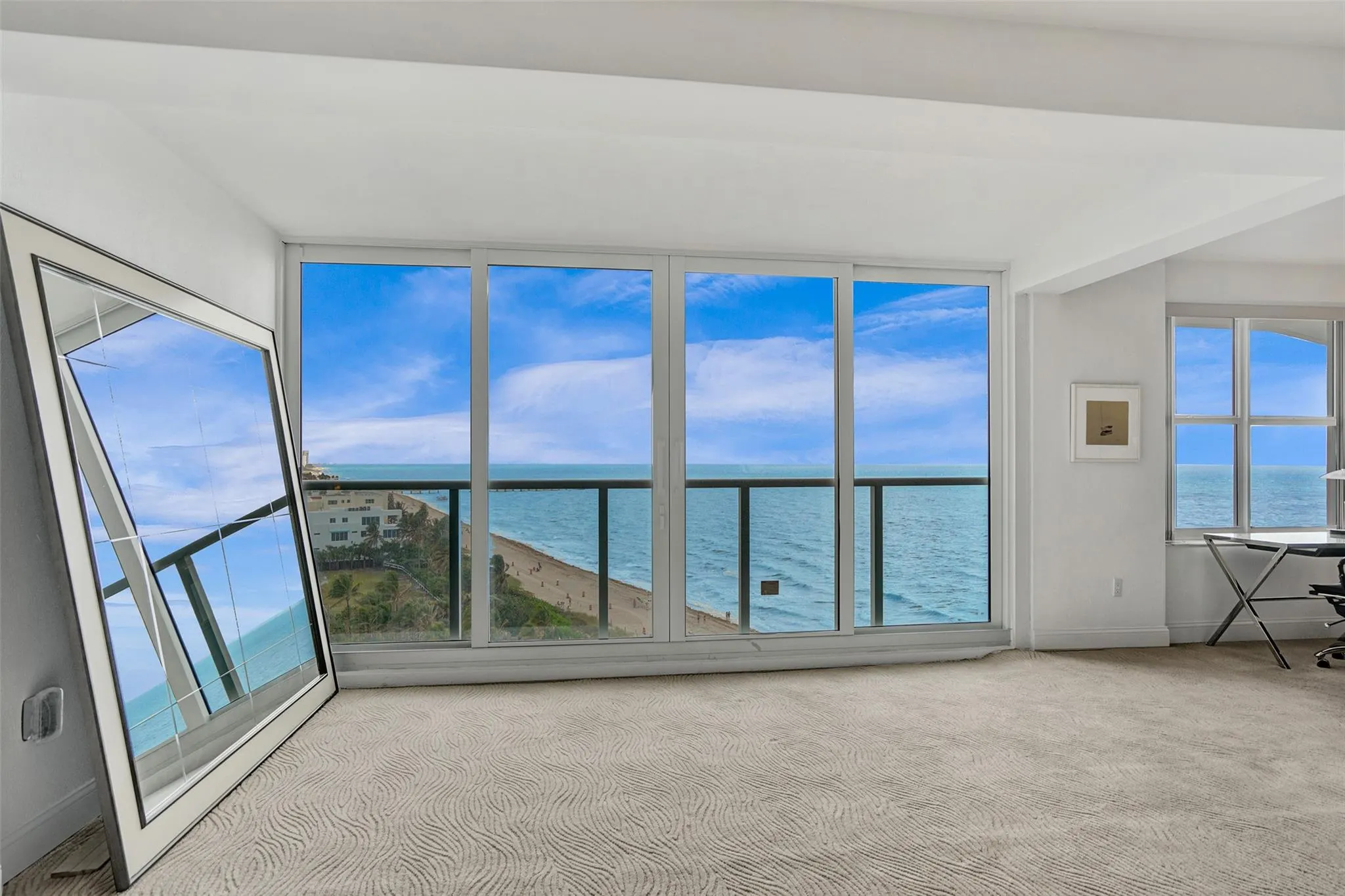 3900 N Ocean Dr, #9C