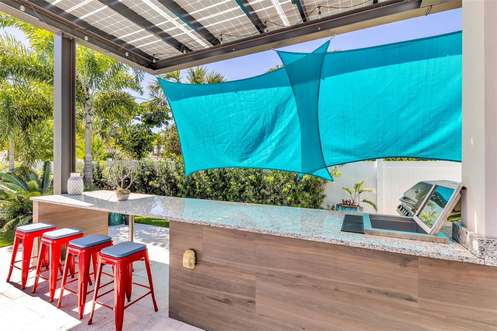 400 NE 22 Street