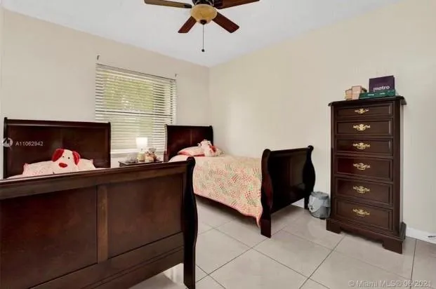 2240 Riverdale Dr