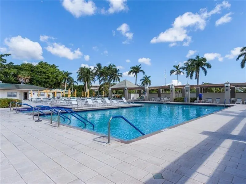 1106 Bahama Bend, #B-2