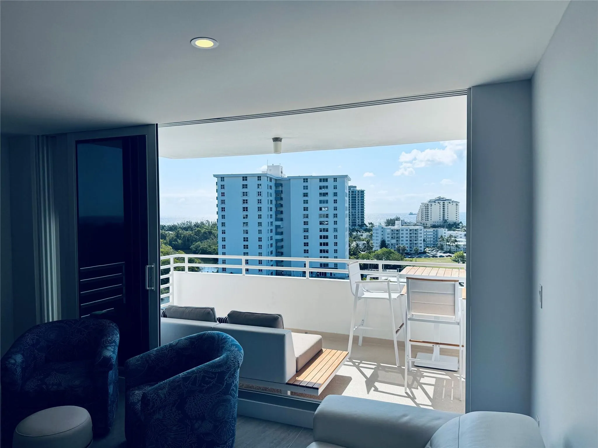 888 Intracoastal Dr, #12B