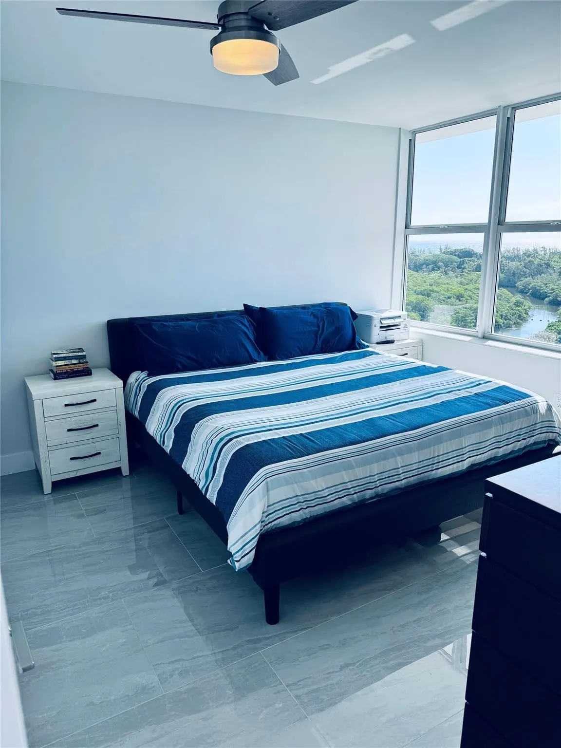 888 Intracoastal Dr, #12B