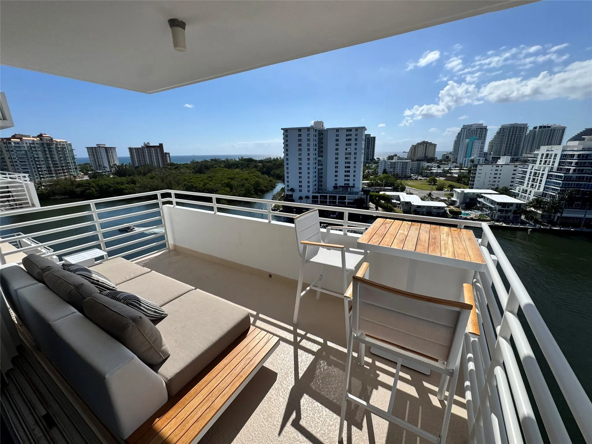 888 Intracoastal Dr, #12B