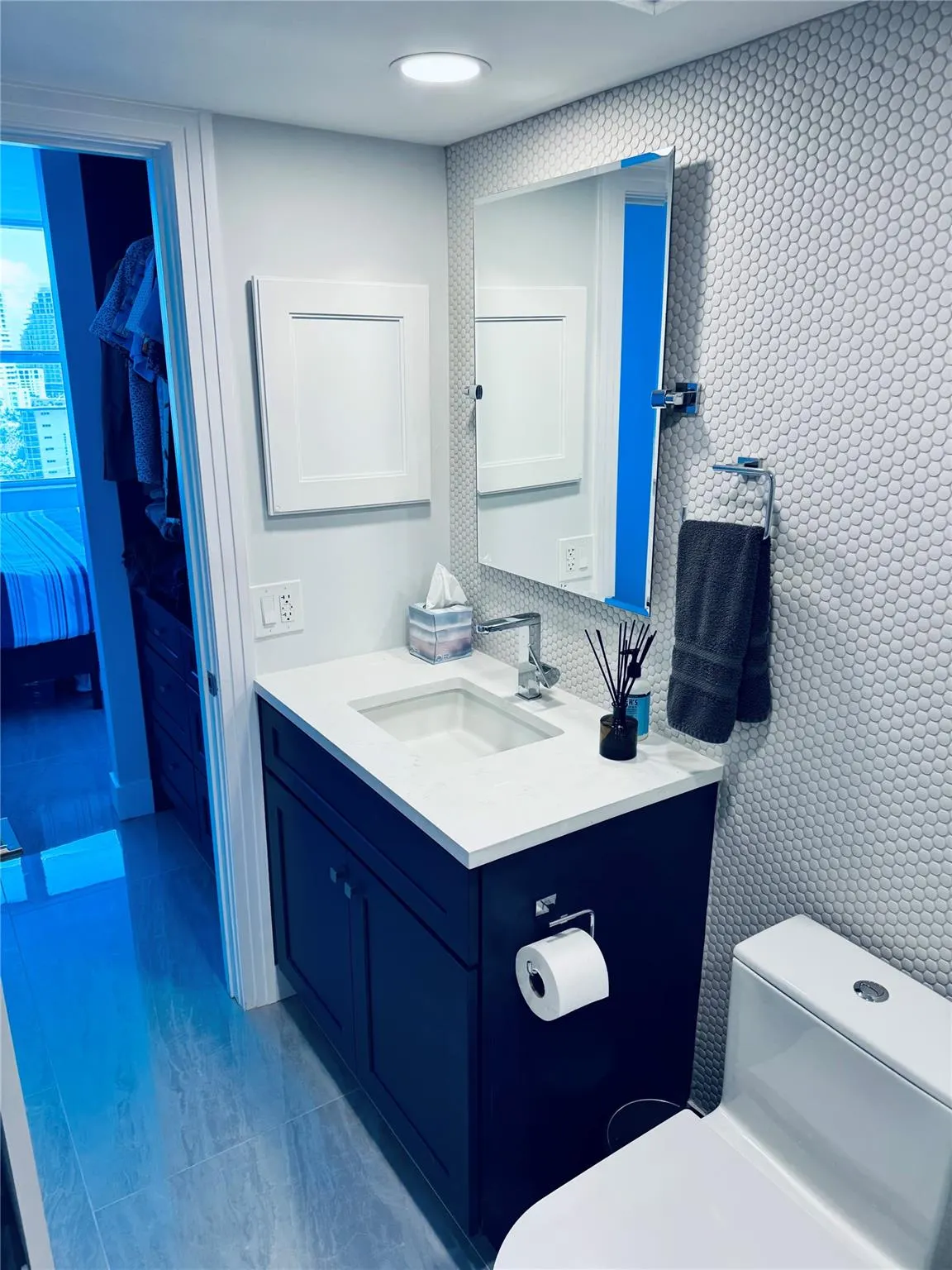 888 Intracoastal Dr, #12B