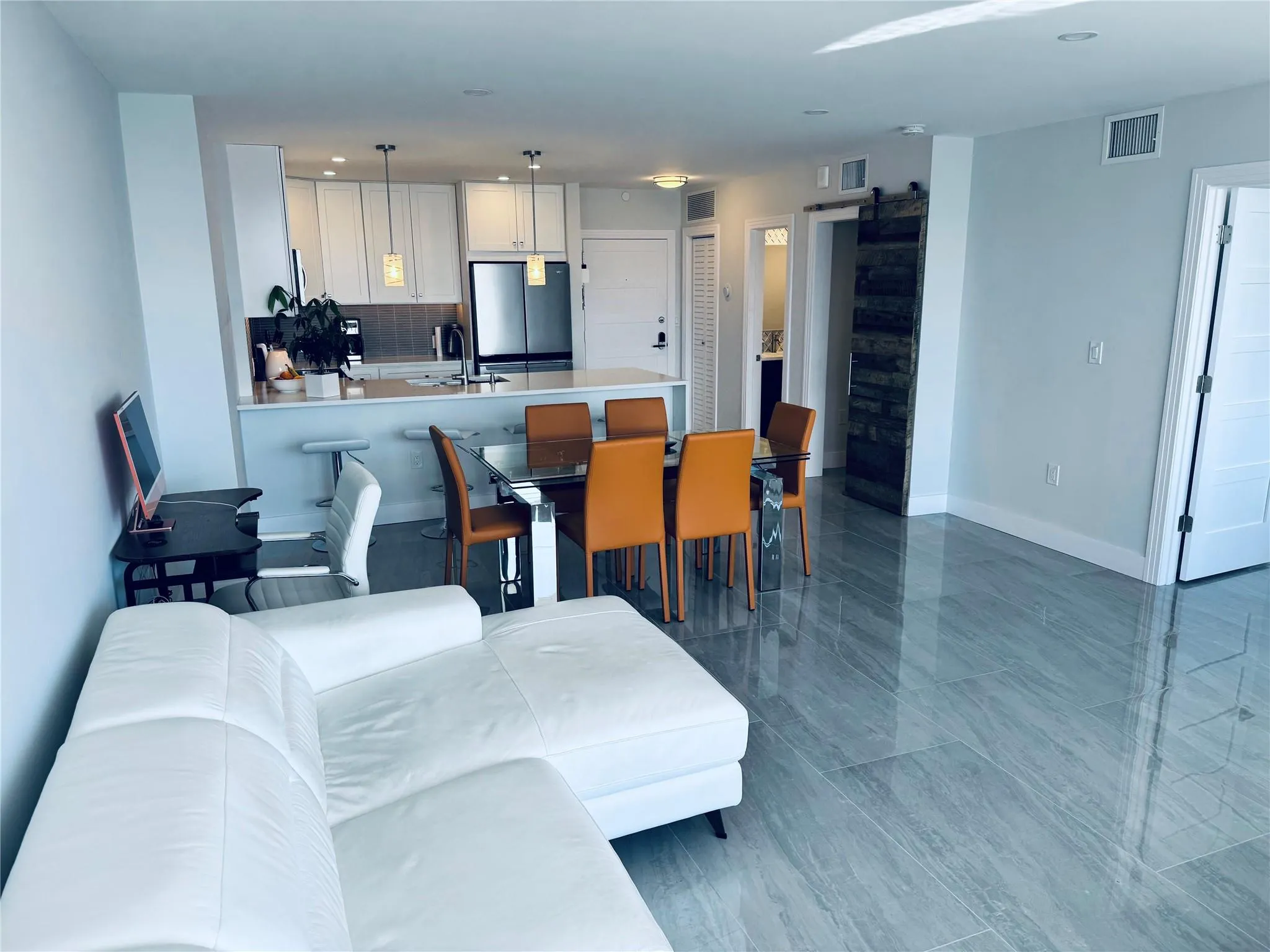 888 Intracoastal Dr, #12B