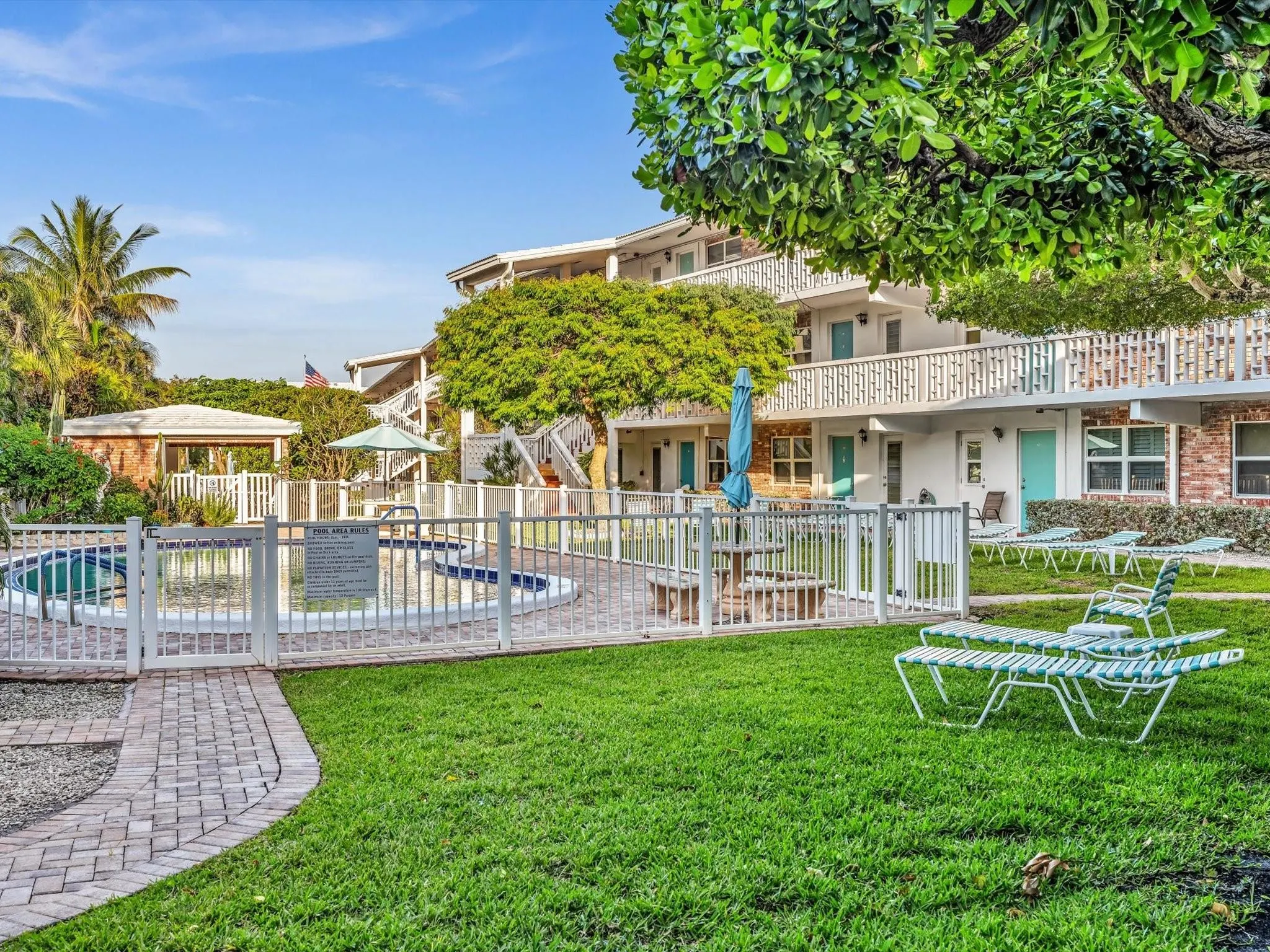 224 Hibiscus Avenue, #258