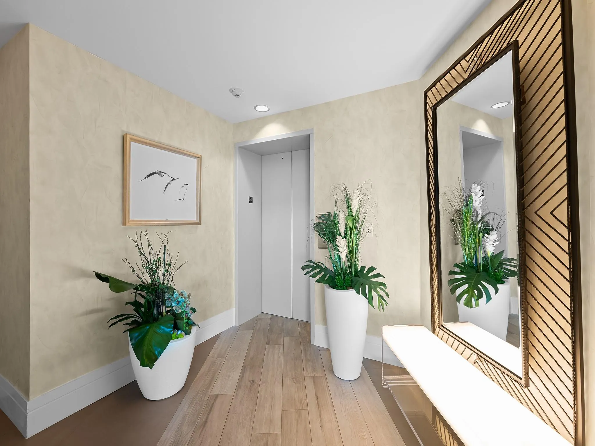 701 N Fort Lauderdale Beach Blvd, #605