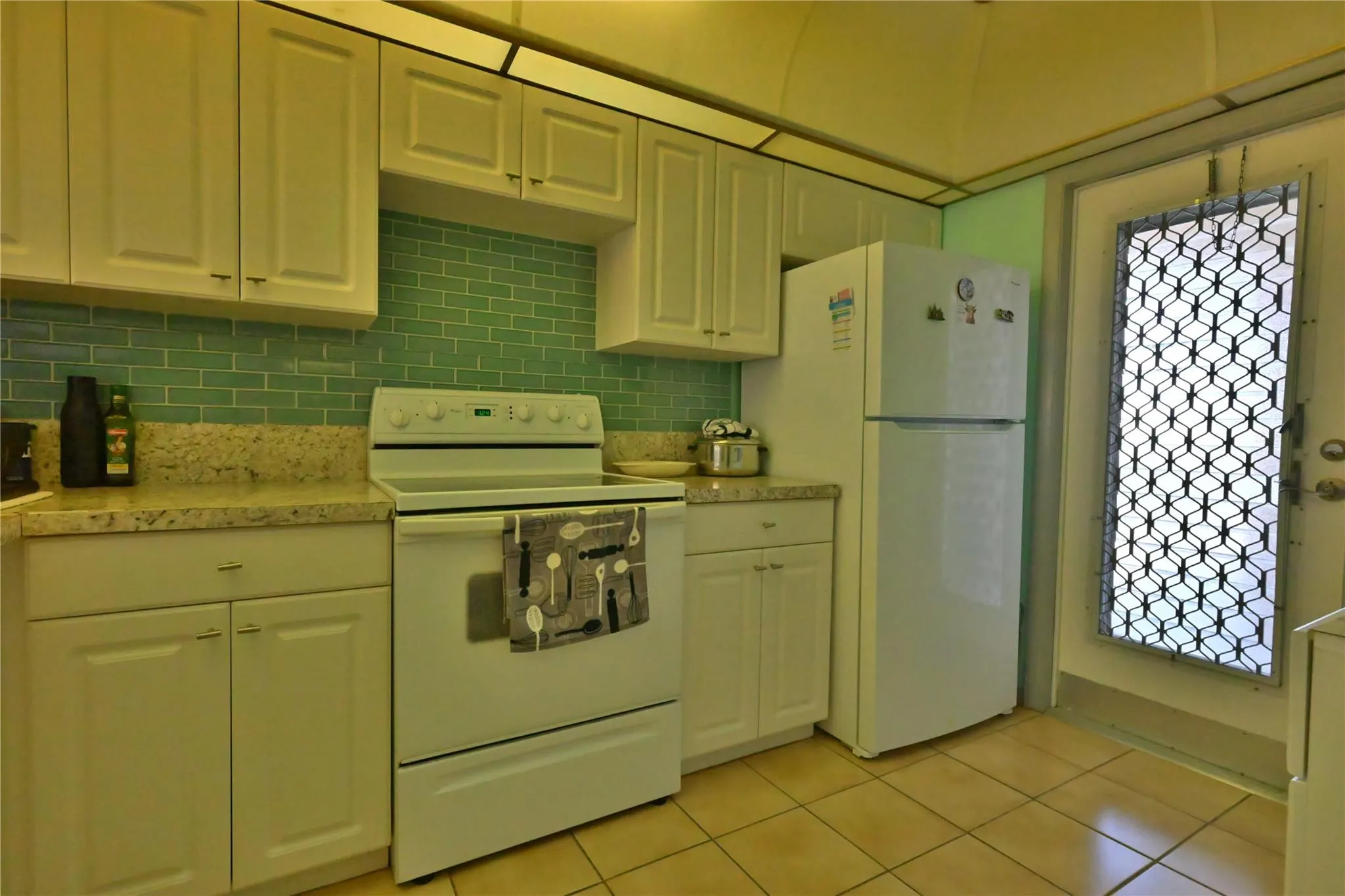 4117 Bougainvilla Dr, #415