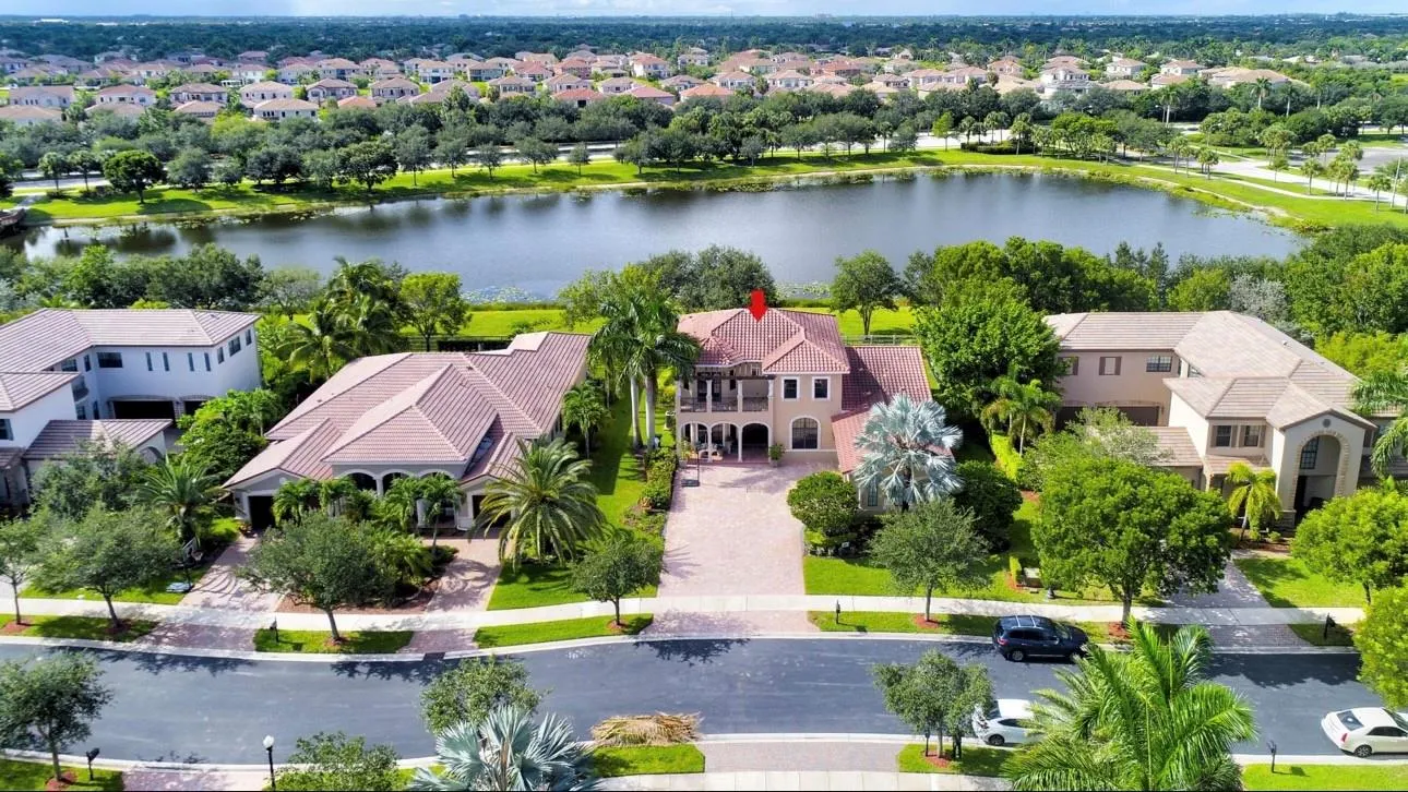 10420 Majestic Ct