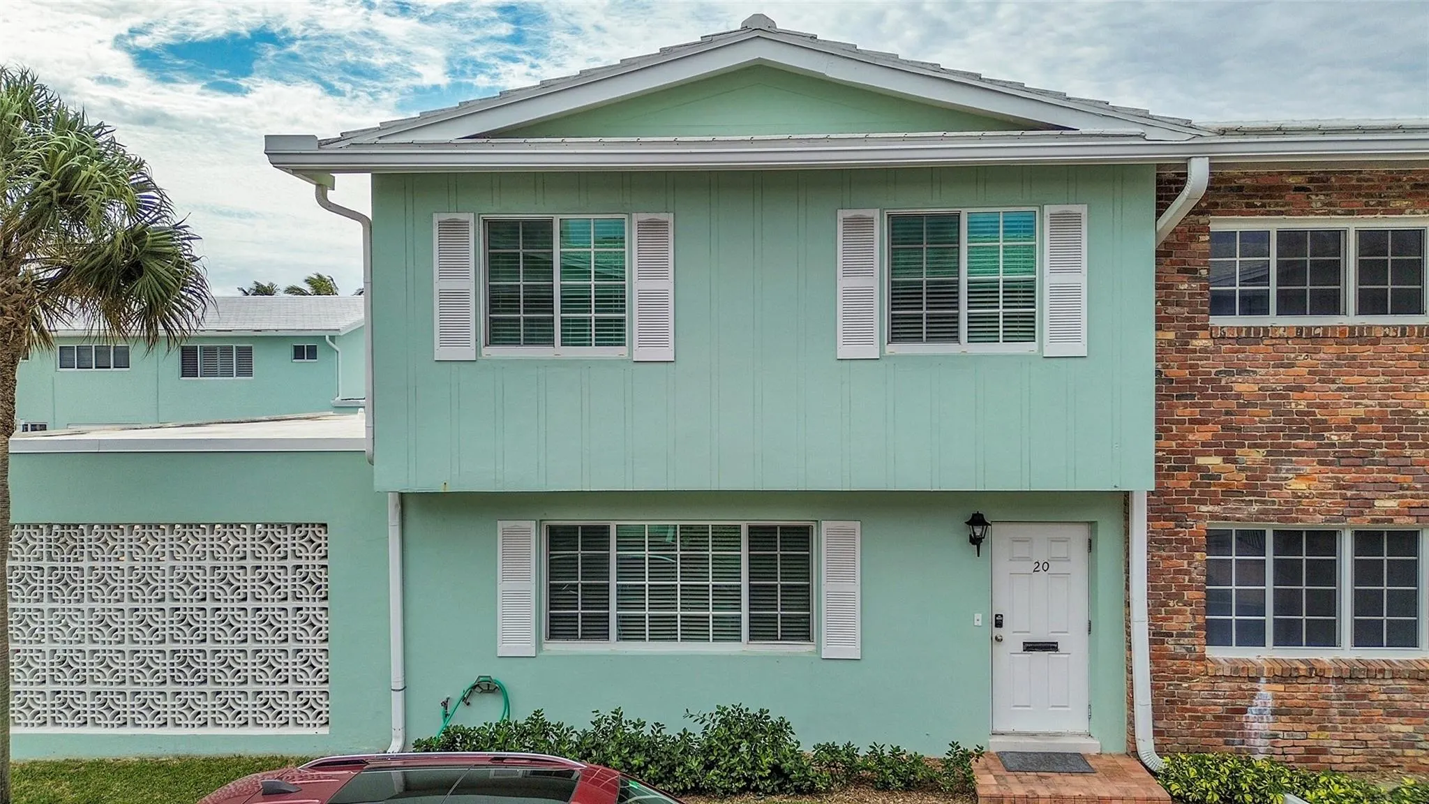 5400 N Ocean Blvd, #20