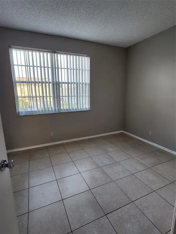 51 Whitehead Cir, #51