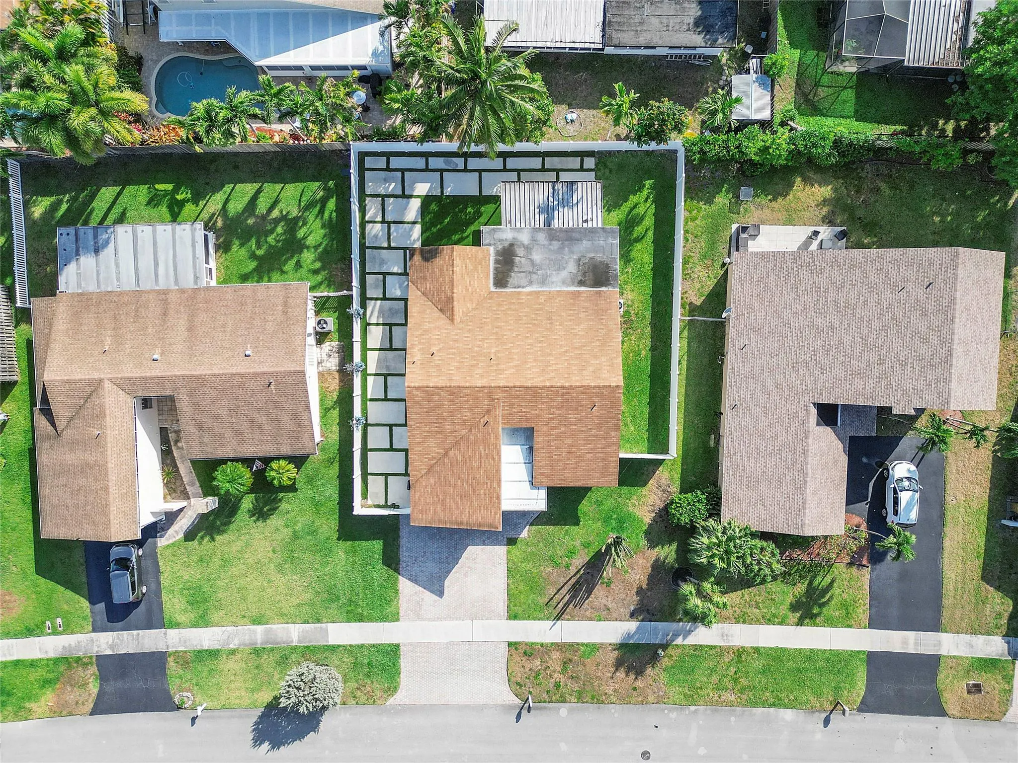 352 NW 41st Ave
