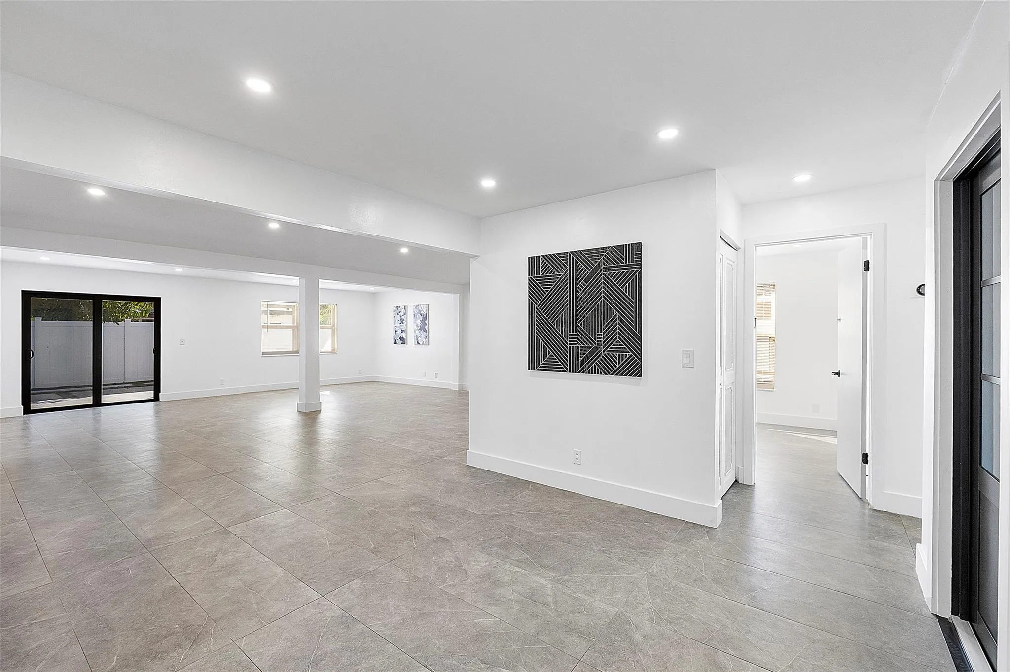 352 NW 41st Ave