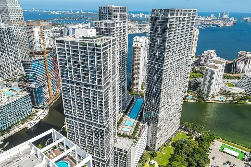 465 Brickell Ave, #2706