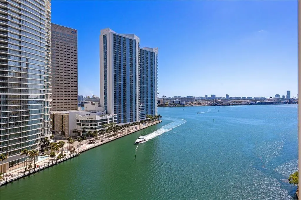 465 Brickell Ave, #2706