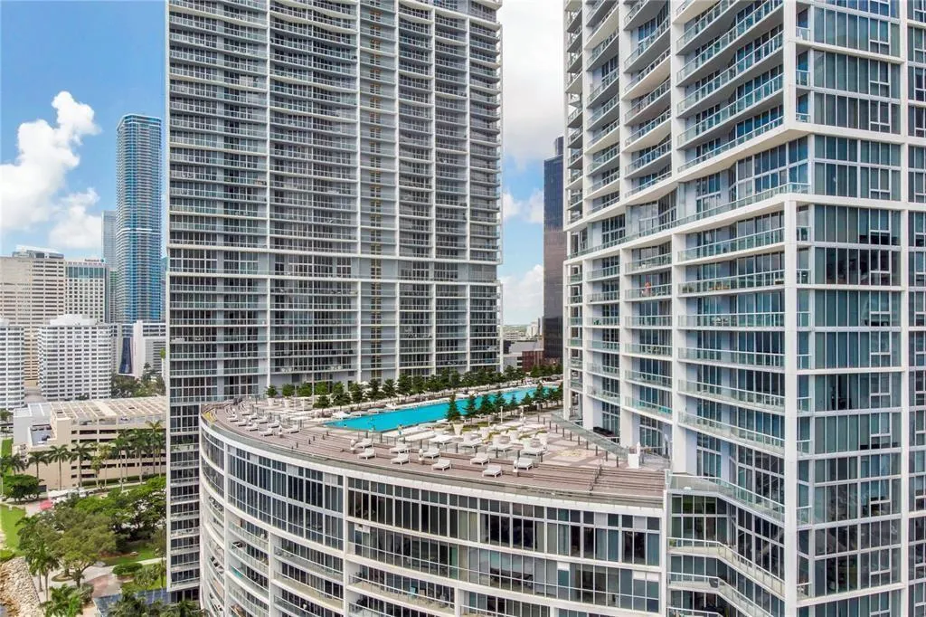 465 Brickell Ave, #2706