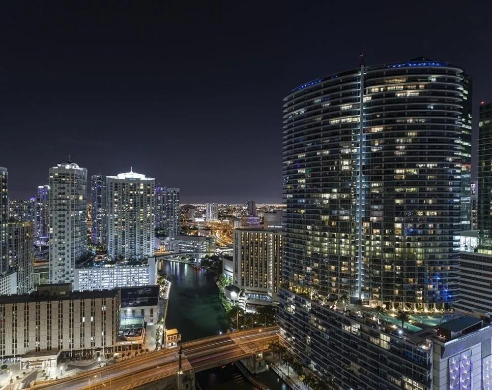 465 Brickell Ave, #2706