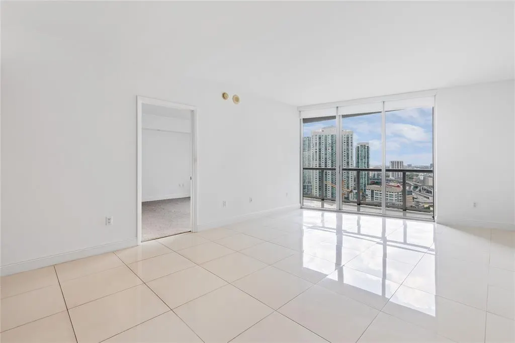 465 Brickell Ave, #2706