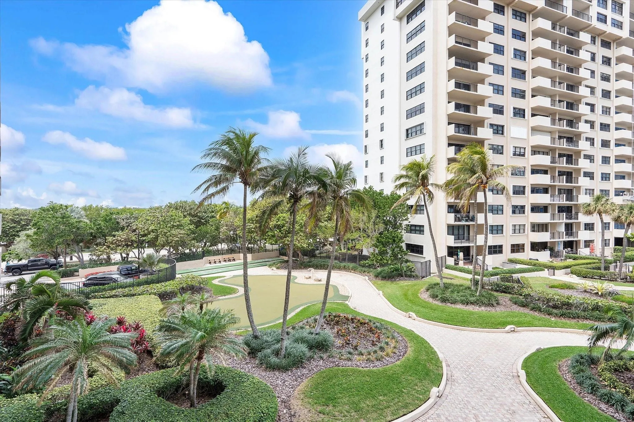 5000 N Ocean Blvd, #306