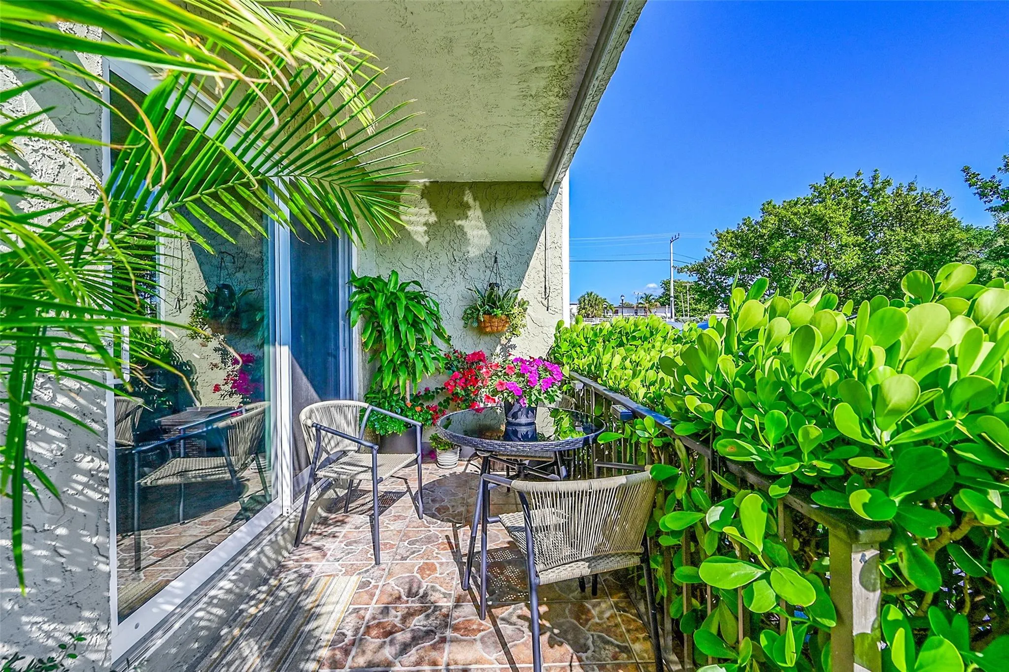3004 NE 5th Ter, #102-C