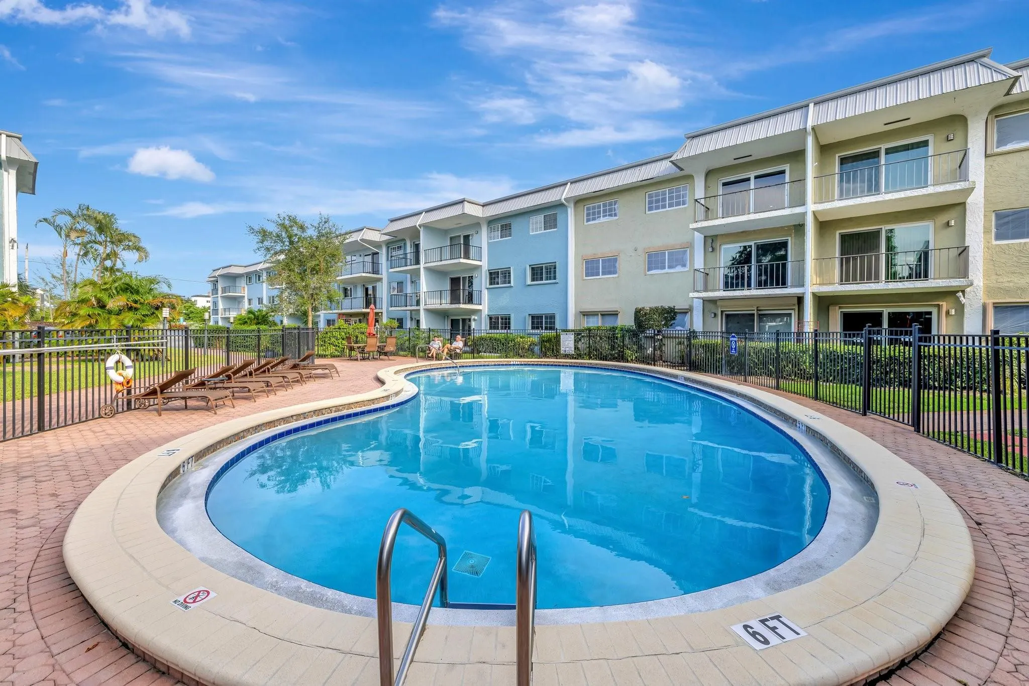 3004 NE 5th Ter, #208-C
