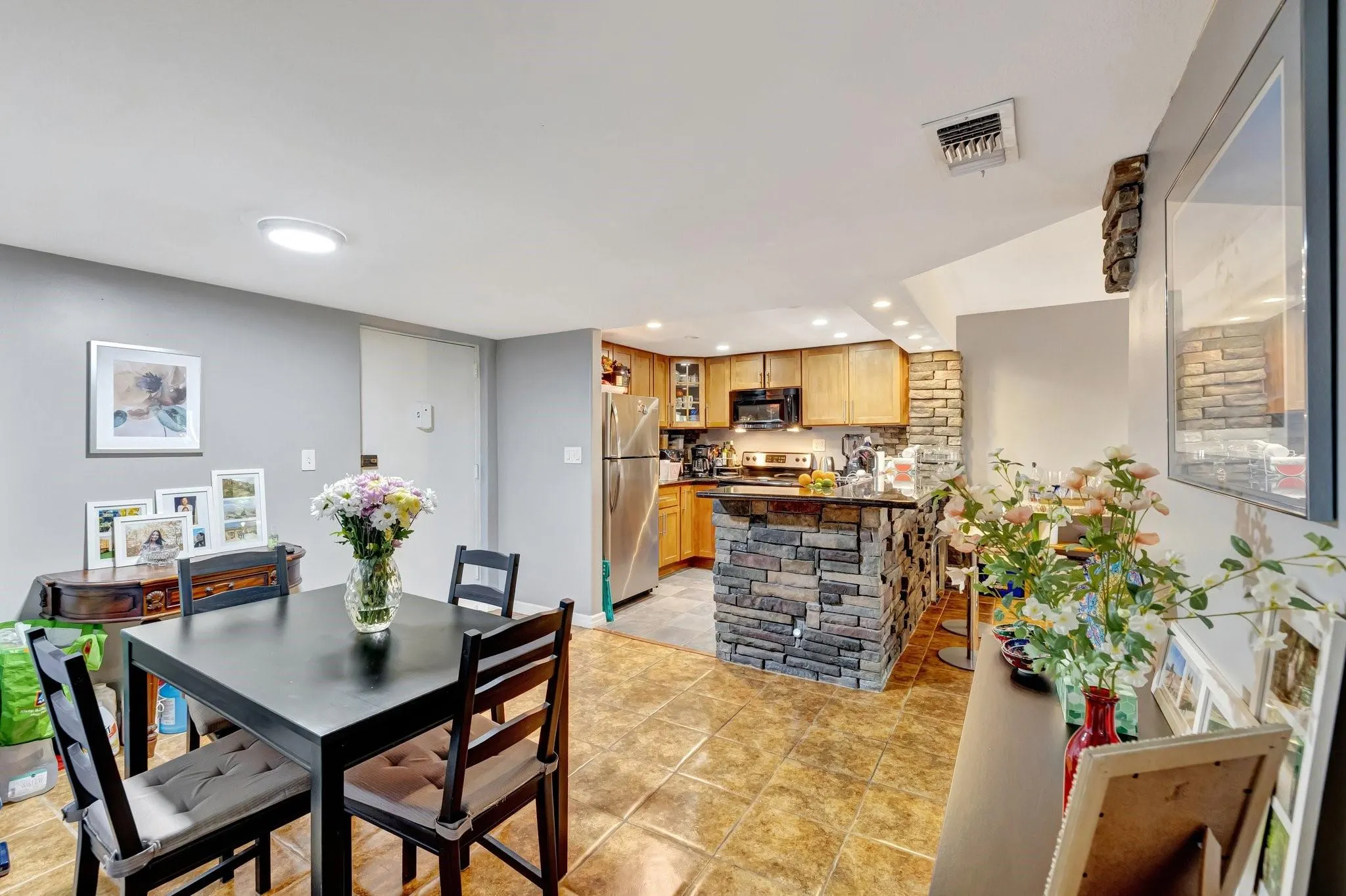 3004 NE 5th Ter, #208-C
