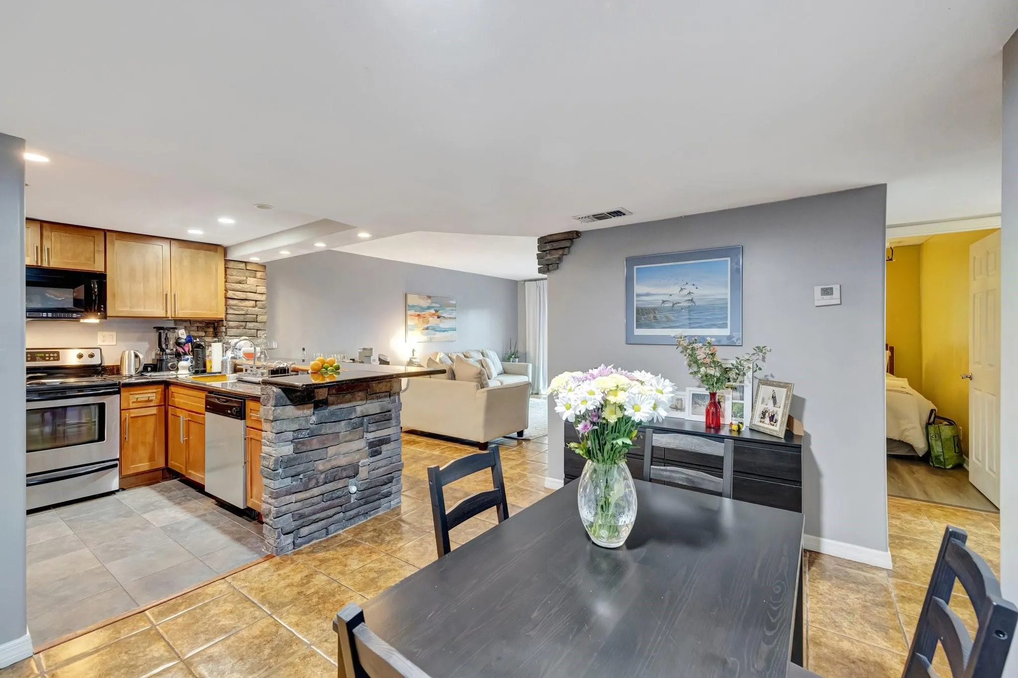 3004 NE 5th Ter, #208-C