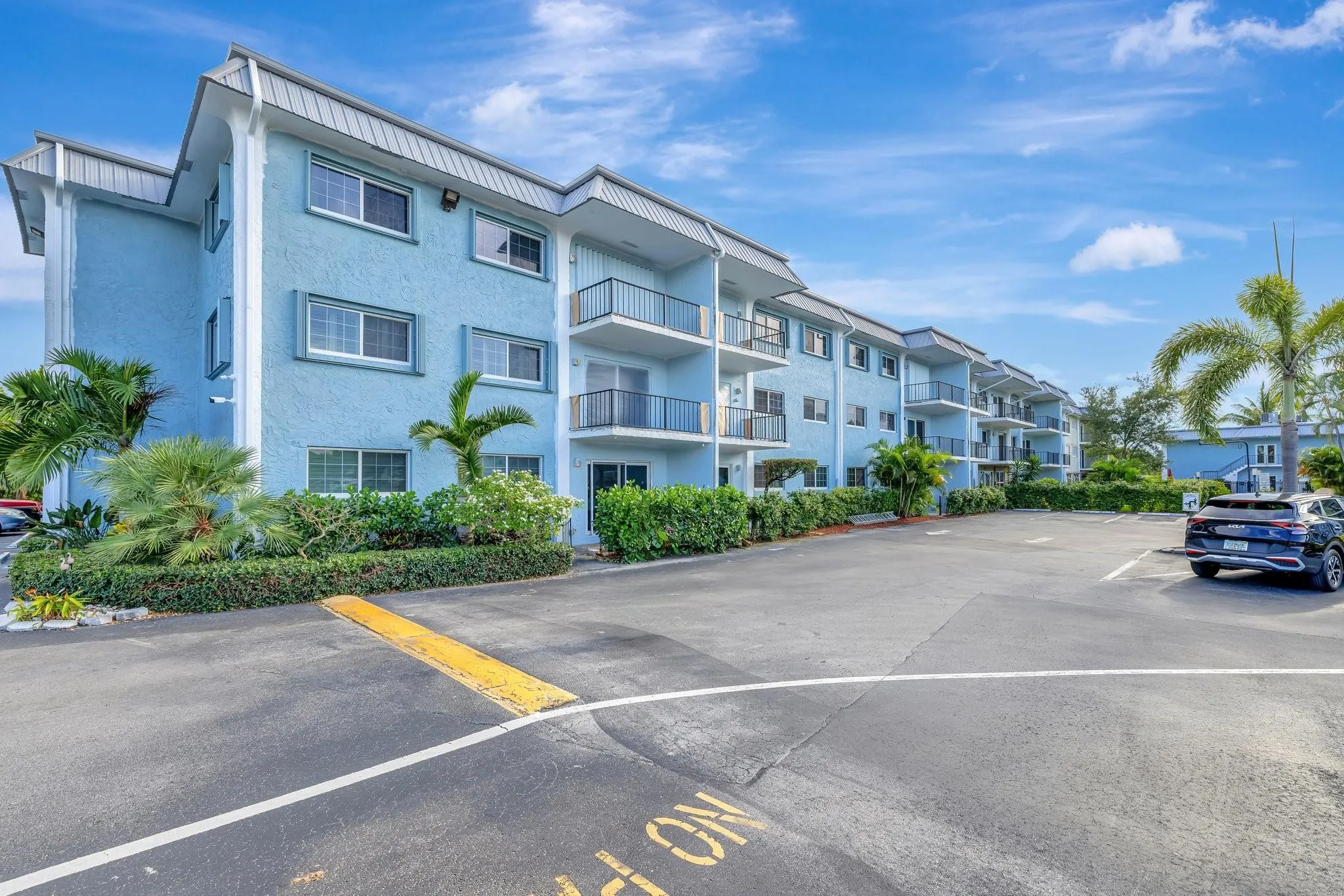 3004 NE 5th Ter, #208-C