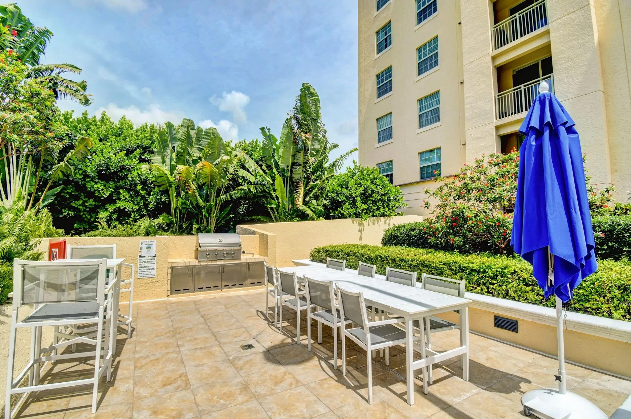 610 Clematis St, #412