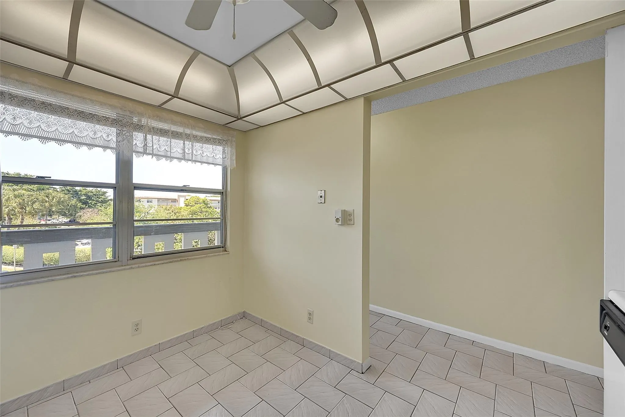 2901 Victoria Cir, #K3