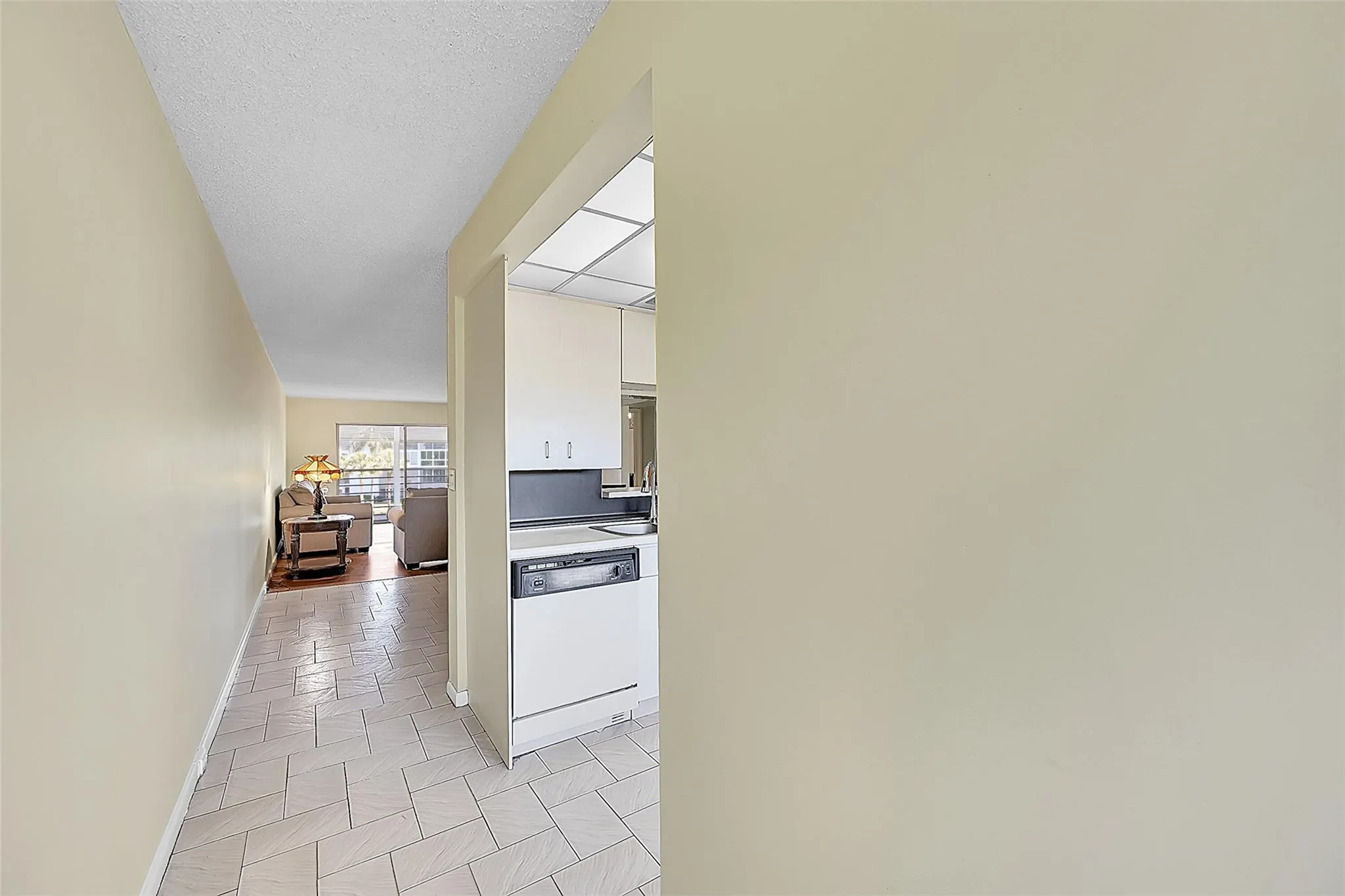 2901 Victoria Cir, #K3